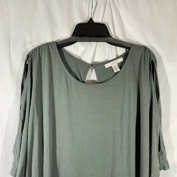 NWT Sejour [ PLUS SZ 2X‎ ] Cutout Sleeve Tee Top in Dark Olive Green - Picture 7 of 12